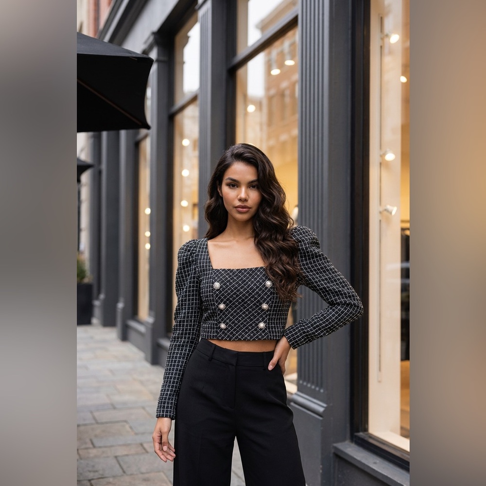 #102 Cropped Tweed Square Neck Top - Black & White